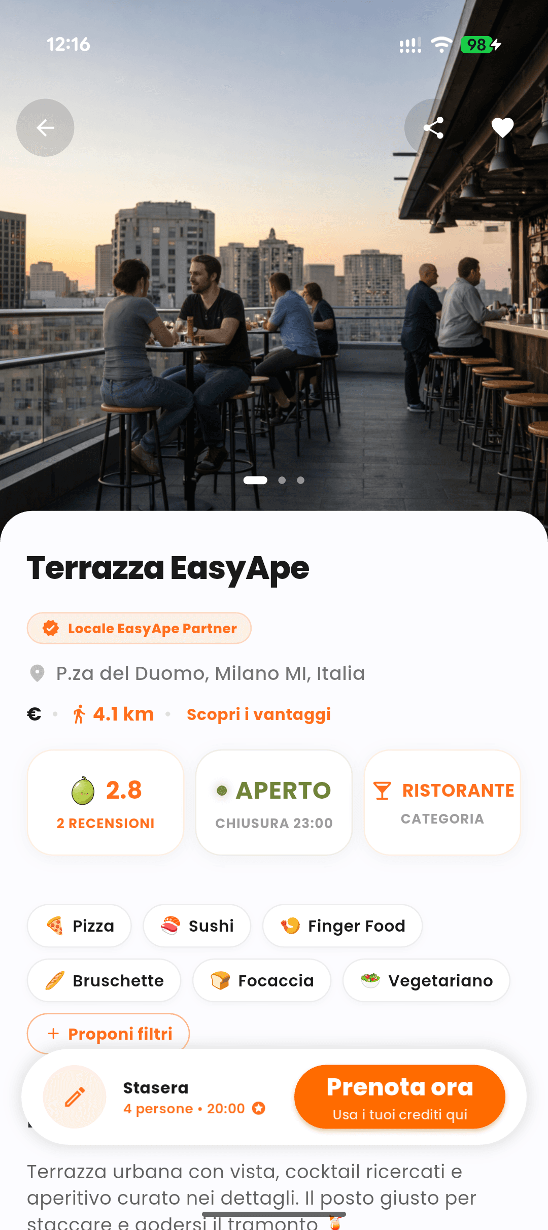 Scheda di un locale partner su EasyApe con foto, recensioni e richiesta tavolo